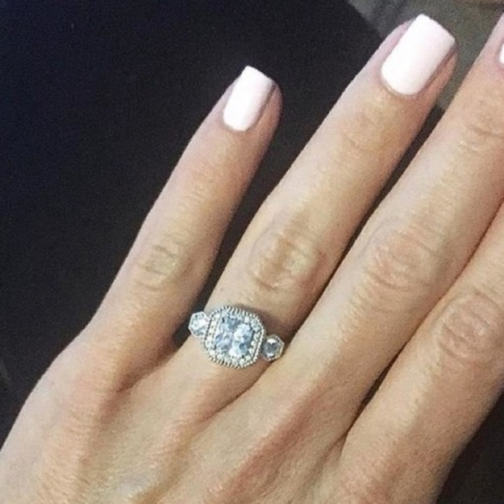 :: STUNNING Stella & Dot Deco Cocktail Ring - Picture 6 of 7